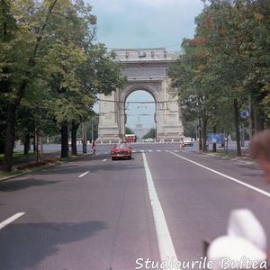 Parasutistii
