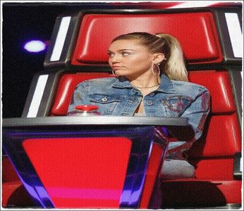 Mda cica :-j Și pe mn ca e trecut de 12 mai stau putin :-j Frate miercuri am seminar; de 3 ore de la 8 dimineața si cica ala ne pune sa ne deschidem camerele ce drc.
