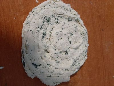 Langoși spirală cu brânza și mărar-6