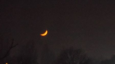 Luna noua in Varsator; 8 dec. 2021

