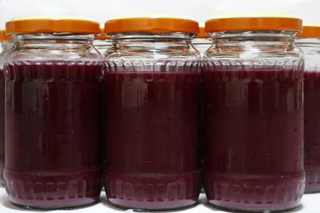 Sfecla 15.12.21; In borcane (200ml) si la frigider. In cateva borcane am pus un praf de condimente (anason, chimen, cuisoare, etc)
