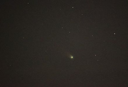 Cometa Leonard in Ajun de Craciun - 24 dec. 2021; foto: Elias Chasiotis
