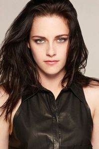 Kristen Stewart- Berbec 9 Aprilie ✔