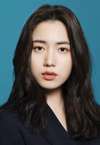 Ryu Hwa-young - Aries 22 April ✔