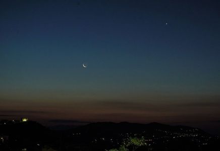 Conjunctie Luna, Mercur, Venus in Gemeni; 27 iun. 2022
foto: Elias Chasiotis
