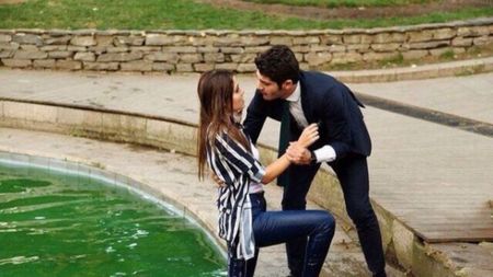 Ask laftan anlamaz