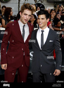 taylor-lautner-and-robert-pattinson-ERMX88