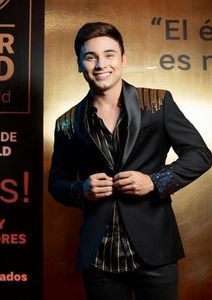 114214926_MEEYMTL3-1