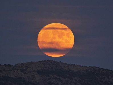 Luna plina in conjunctie cu Jupiter  in Berbec (Hunter moon); 9 oct. 2022
foto: Elias Chasiotis
