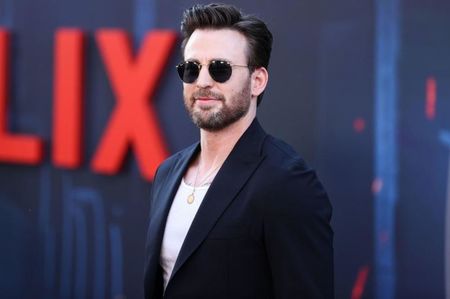 image-2022-11-8-25890530-41-chris-evans-1