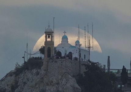 Luna plina in Gemeni (Cold moon); 8 dec. 2022
foto: Elias Chasiotis
