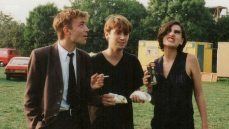 　⁏　Glastonbury modern breakfast club.