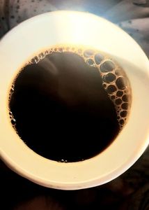 Să aveți o dimineață superbă și plină de lumină și bucurie !