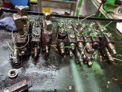 Service de Distribuitoare hidraulice