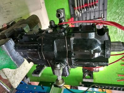 Reparatii pompe hidraulice VIKERS