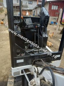 Reparatii MINIEXCAVATOARE