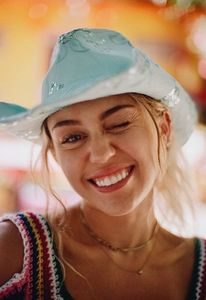 Miley smileyッ