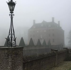 Ah֊—the Թmerongen! 　֊—A joy to be hidden, but a disaster not to be found.