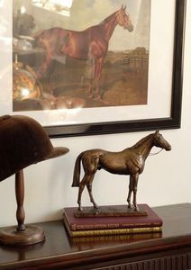 A miniature rendition of one of the brightest stallions the Galouzeau de Villepin ever owned.