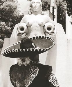 tradición en el hombre　ີ