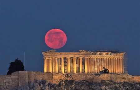 Luna plina in Sagetator (strawberry full moon); 4 iun. 2023
foto: Elias Chasiotis
