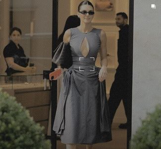 ☭ ·੨੨.੦Դ· ℐẹṇṇẹṛ ‹Leaving a Bottega Veneta Store in Paris, FR. [June 26, 2023]
