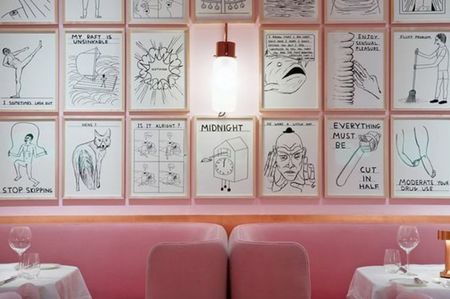 Calling all connoisseurs of fine art and exquisite cuisine! Step into our unique restaurant where; LeSieg’s tongue-in-cheek caricatures grace the walls. Feast your eyes and satisfy your palate with delectable French dishes crafted by chef extraordinaire, Benoit Antoine. Vive la gastronomie!
