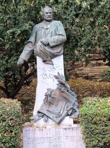 Statuia lui Gheorghe Panu; Om politic, jurist și publicist (1848-1910)
