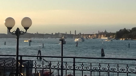 Veneția văzută de la Lido
