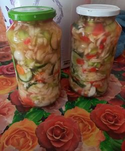 salata asortata de legume pentru iarna