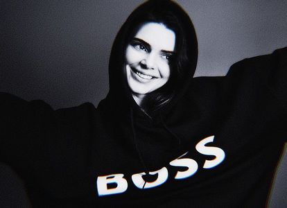 ༆23Aug،23=͟͟͞♡　　·◊· E̮x̮t̮r̮a̮: ᖽᐸendall ‹BOSS Spring-Summer, 2022.