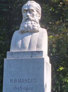 Bogdan Petriceicu Hașdeu (1838-1907); Sculptor Mihai Onofrei
