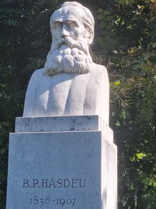 Bogdan Petriceicu Hașdeu (1838-1907); Sculptor Mihai Onofrei
