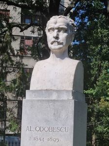 Alexandru Odobescu (1834-1995); Sculptor Milița Petrașcu
