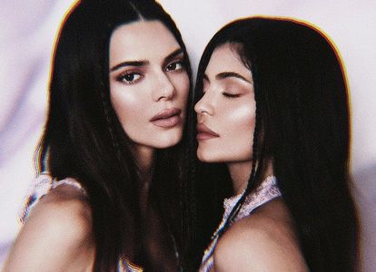 ༆1Sep،23=͟͟͞♡　　·◊· E̮x̮t̮r̮a̮: ᖽᐸendall ‹Kendall & Kylie 2.0 by Kylie Cosmetics, 2022.