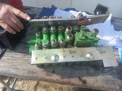 Reparatii Distribuitoare JOHN DEERE
