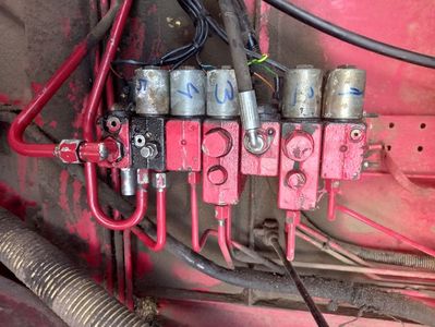 Case IH Reparatii Distribuitoare