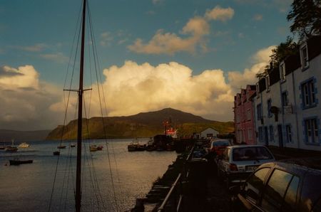 not every day… you manage to bend my knee with—! with the thing that will make you lose!; deal, would you be interested in a piece of clothing from me in return?
