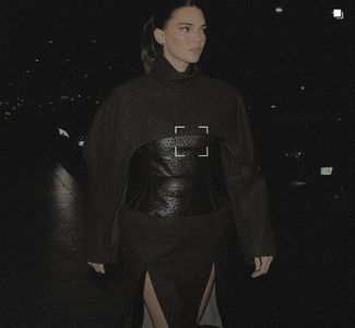 ☭ ·౹੦.౹౹· ℐẹṇṇẹṛ ‹Arriving back at her hotel in Paris, France. [September 26, 2023]
