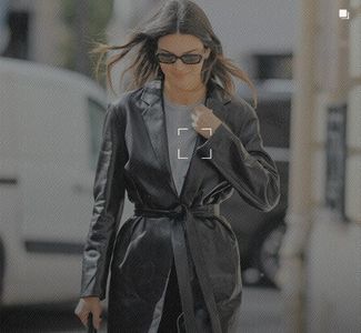 ☭ ·੨Ϭ.౹౹· ℐẹṇṇẹṛ ‹Arriving at the L’Oréal Paris fitting in Paris, France. [September 29, 2023]