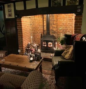 third, you know, I’ve actually been thinking about that, too.; .ǝɔɐɟ ʎlloſ ʎɯ ʎq uǝʇʇᴉɯs ǝɯɐɔǝq noʎ puɐ noʎ ɯoɹɟ ǝɹnʇɐɔᴉɹɐɔ ɐ pǝʇuɐʍ I ʎɐs ʇsnſ s’ʇǝl
