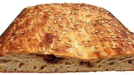 Foccacia cu masline si tomate uscate - Foccacia with olives and tomatoes dry - Cu faina integrala wi