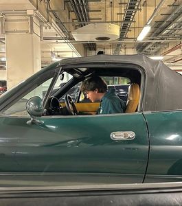 AND ROBBIE, ′E BLOODY WENT AND GOT ME ME DREAM CAR, ′E DID!
