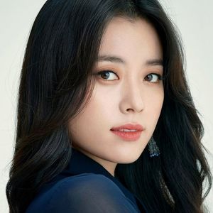 Han Hyo Joo