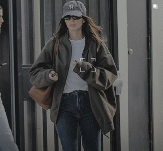 ☭ ·౹Ƽ.੦੩· ℐẹṇṇẹṛ ‹Leaving Tufenkian Carpets Store in Los Angeles, CA. [January 16, 2024]