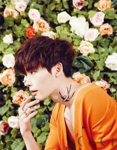 Jong-Suk Lee