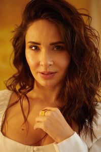 Adriana Louvier