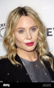 Leah Pipes