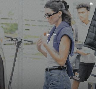 ☭ ·੨Ƽ.੦੩· ℐẹṇṇẹṛ ‹Leaving a Restaurant in Miami, FL. [February 8, 2024]