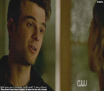 》#Se uita dupa Fane dansand cu una si apoi rade de scenele ce se +; petrec in fatza lui. “fane mai cumpara bere daca tot ti am dat atatia bani toti, nu i mai da la aparate” #se uita apoi la chris. Cu placere fratele meu bengos,
